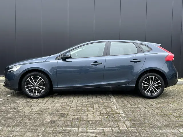 Volvo V40 1.5 T2 Polar+ 2019 Benzine 6