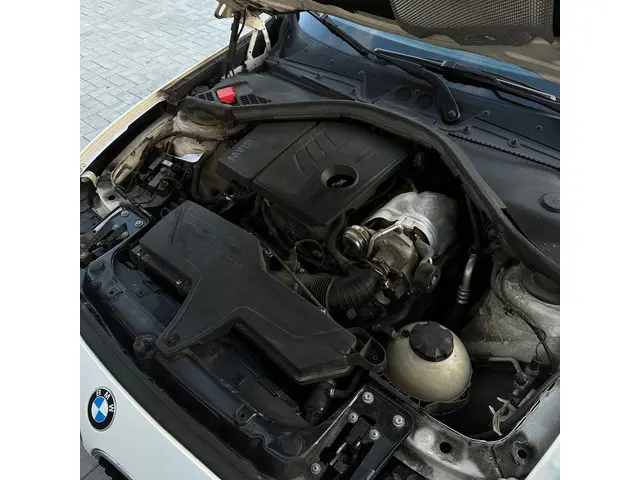 BMW 1 Serie 114i EDE Business 2013 Benzine 16