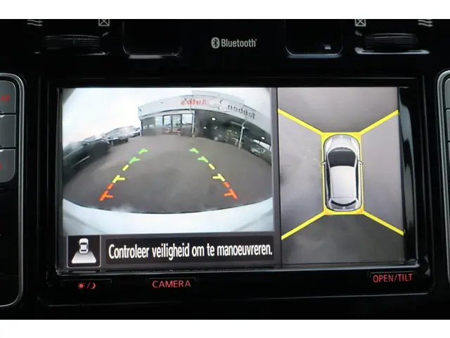 Nissan Leaf Tekna 24 kWh 2015 Elektrisch 4