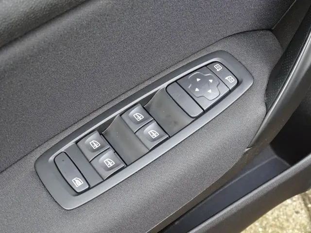 Renault Mégane Estate 1.2 TCe Limited 2017 Benzine 17