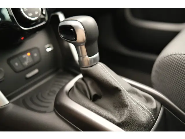 Citroën C3 Aircross PT 110 Shine 2018 Benzine 39