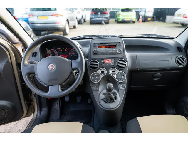 Fiat Panda 1.2 Emotion 2010 Benzine 13