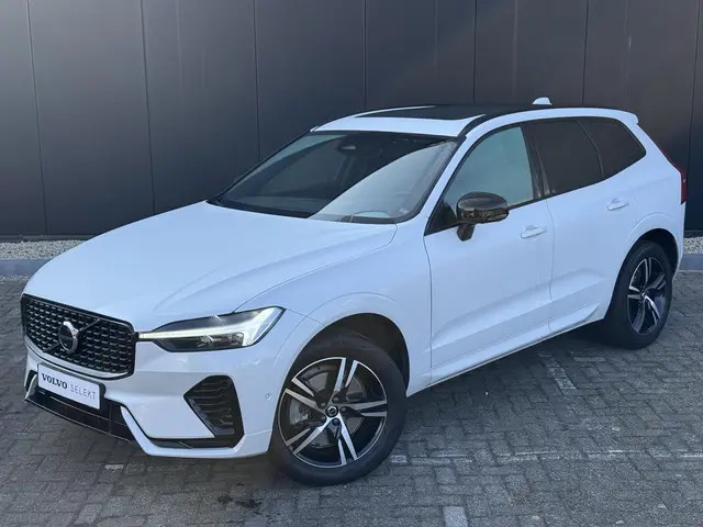 Volvo XC60 2.0 B5 R-Design 2022 Benzine 11