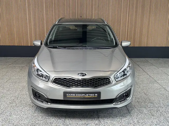 Kia cee'd Sportswagon 1.6 GDI ComfortPlusLine 2017 Benzine 2