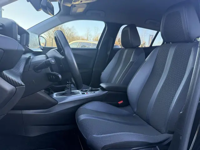 Peugeot 2008 1.2 PureTech Blue Lease Allure 2020 Benzine 9