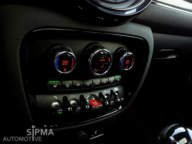 MINI Clubman 2.0 JCW 306pk/71dkm/Bomvol/4wd/ 2019 Benzine 11