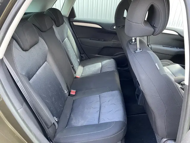 Citroën C4 1.6 VTi Ligne Business 2013 Benzine 17
