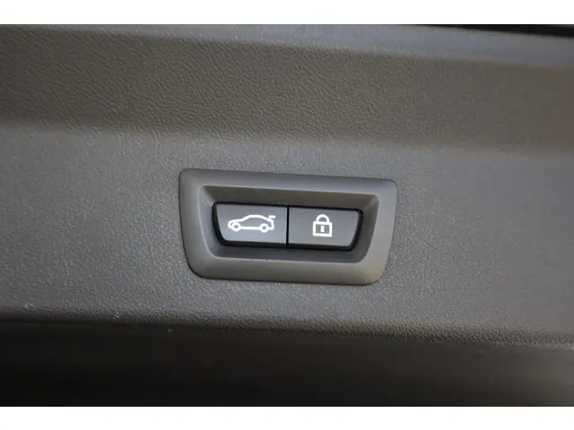 BMW iX3 High Executive 2021 Elektrisch 32
