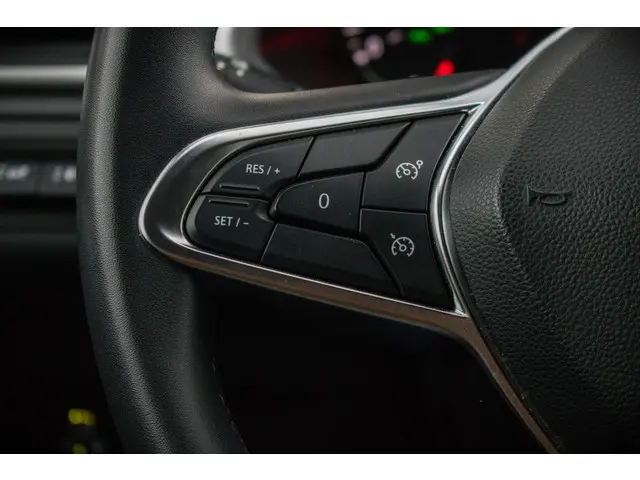 Renault Captur TCe 100pk Bi-Fuel Zen 2022 Benzine 18