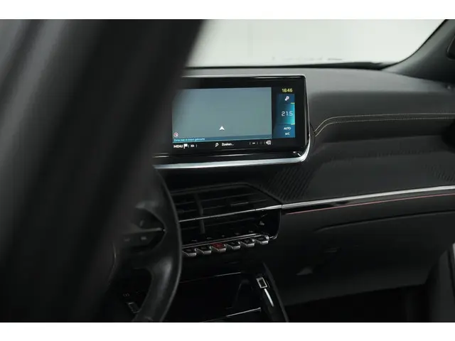 Peugeot e-2008 EV GT Pack 50 kWh 2021 Elektrisch 57