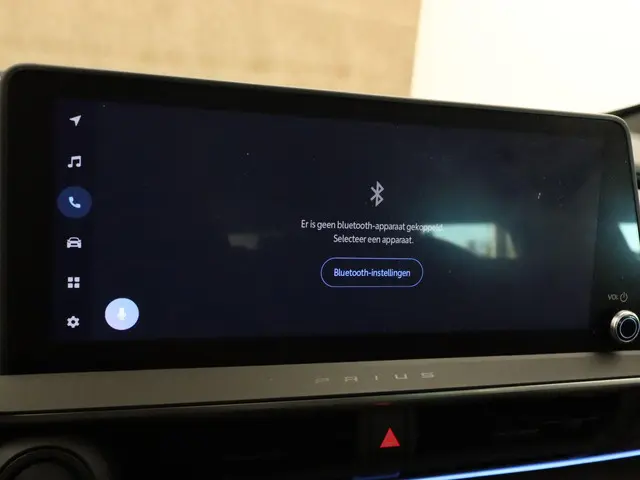 Toyota Prius 2.0 Plug-in Executive 2024 Hybride Benzine 44