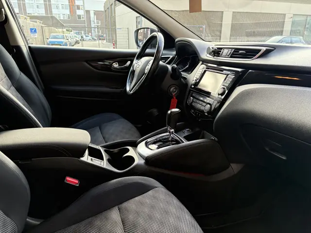 Nissan QASHQAI 1.2 Acenta 2014 Benzine 8