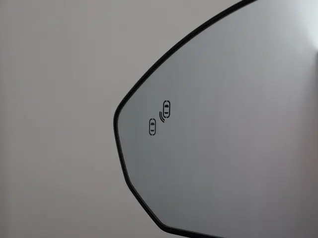 Lynk & Co 08 1.5 More 2025 Hybride Benzine 23