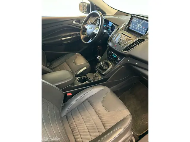 Ford Kuga 1.6 Titanium 2013 Benzine 6