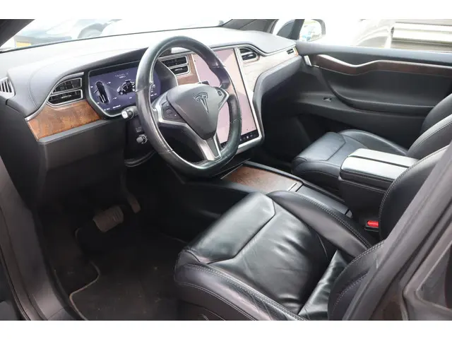 Tesla Model X 100D 2017 Elektrisch 7
