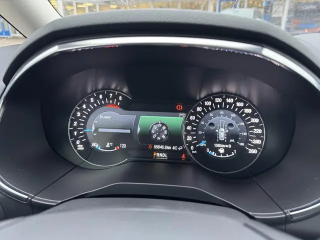 Ford Galaxy 2.5 Hybrid Titanium 2022 Hybride Benzine 16