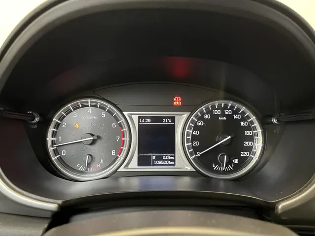 Suzuki Vitara 1.6 Exclusive 2015 Benzine 23