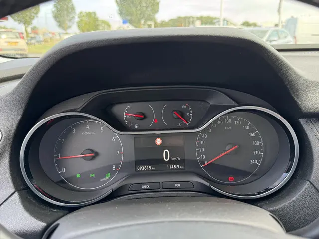 Opel Grandland X 1.2 Turbo Innovation 2019 Benzine 12