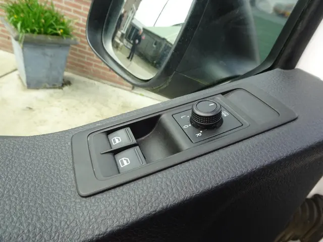 Volkswagen Transporter 2.0 TDI L1H1 2016 Diesel 14