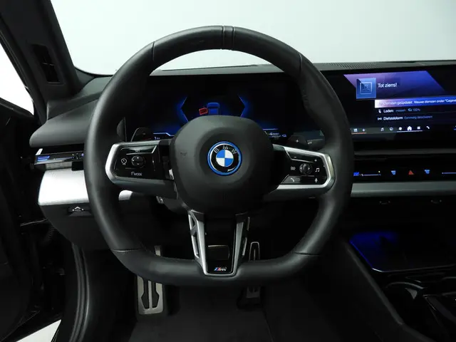 BMW 5 Serie Sedan 530e 2024 Hybride Benzine 13