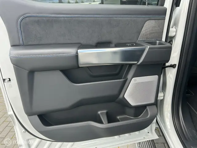 Ford F-350 USA Platinum 2025 Diesel 28