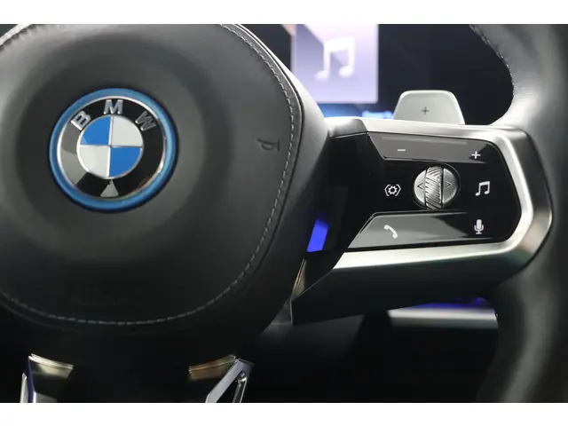 BMW 7 Serie 750e xDrive 2024 Hybride Benzine 17