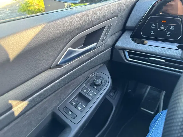 Volkswagen Golf 1.4 eHybrid GTE 2022 Hybride Benzine 21
