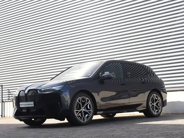 BMW iX xDrive40 2021 Elektrisch 38