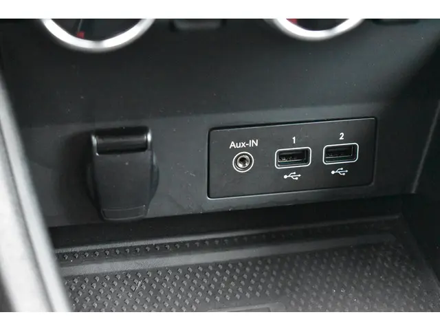 Renault Captur TCe 90 Intens 2022 Benzine 24