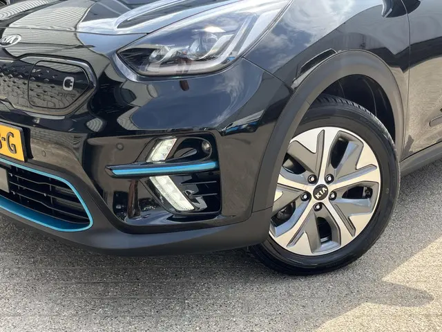 Kia e-Niro ExecutiveLine 64 kWh 2019 Elektrisch 49