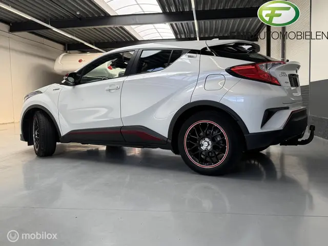 Toyota C-HR 1.8 Hybrid Executive 2018 Hybride Benzine 10