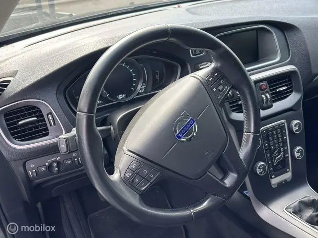 Volvo V40 1.6 T3 2013 Benzine 7