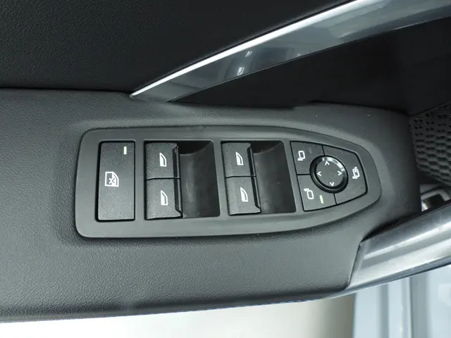 BMW iX2 eDrive20 2025 Elektrisch 32