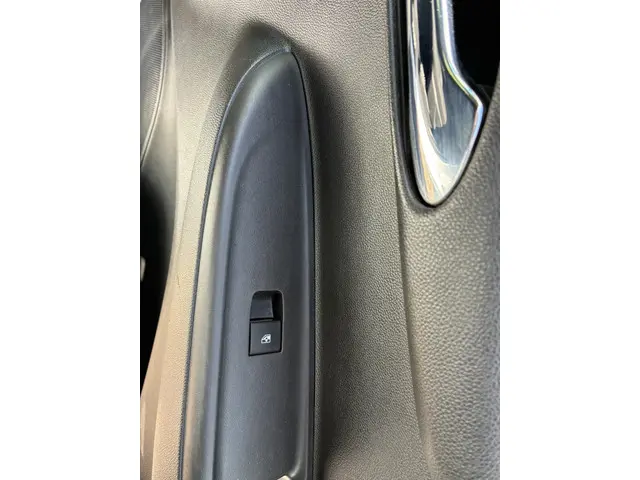 Opel KARL 1.0 Rocks Online Edition 2018 Benzine 37