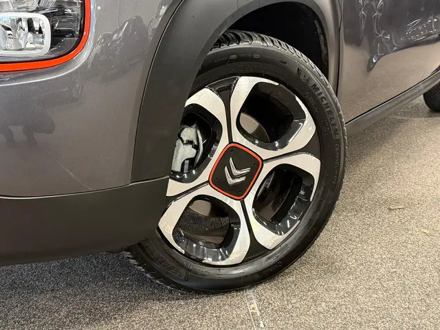 Citroën C3 Aircross 1.2 PureTech S&S Shine 2019 Benzine 10