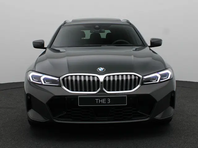 BMW 3 Serie Touring 320i 2025 Benzine 3