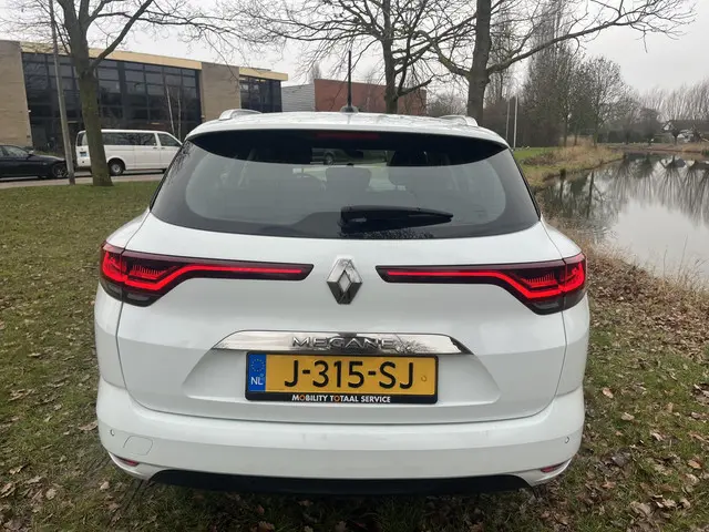 Renault Mégane Estate 1.3 TCe Business Zen 2020 Benzine 5