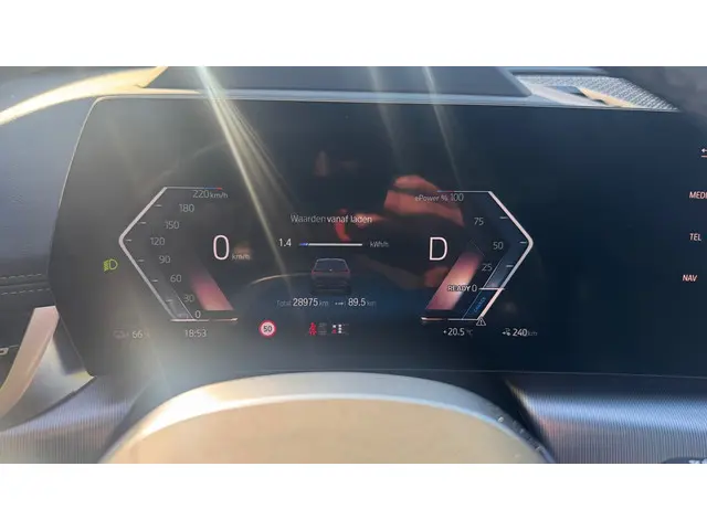 BMW iX1 XDrive30 Launch Edition 67 kWh 2022 Elektrisch 11