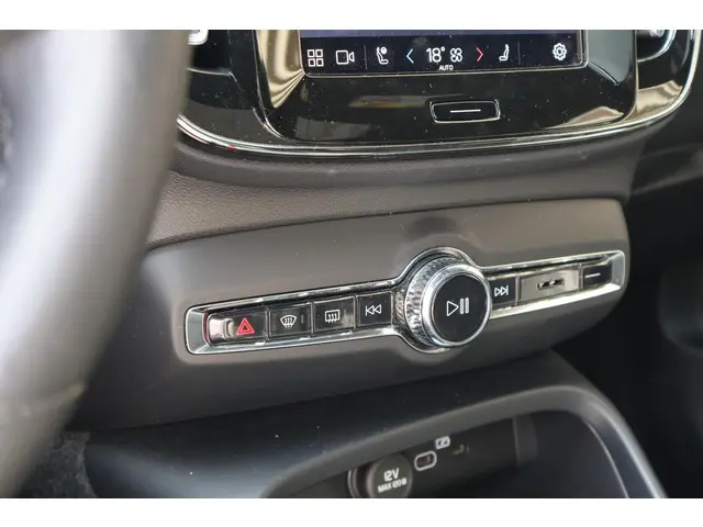Volvo XC40 Recharge Twin Pro 2022 Elektrisch 36