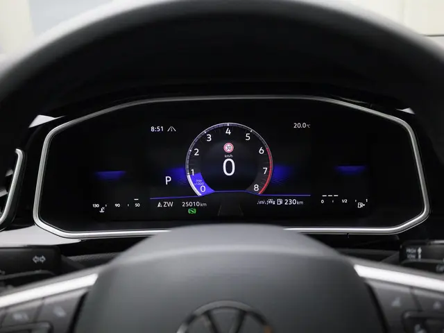 Volkswagen T-Roc 1.5TSI/150PK R-Line DSG 2025 Benzine 16