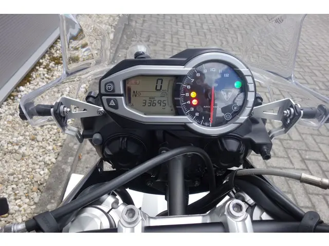 Triumph Tiger  800 XRX 2016 Benzine 26