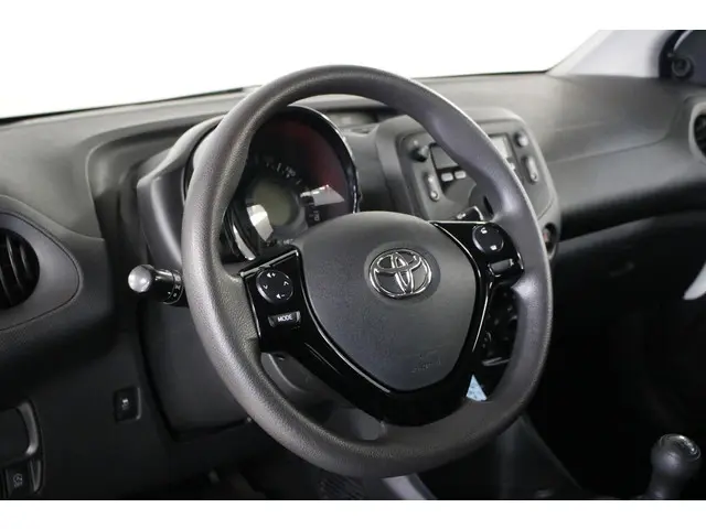 Toyota Aygo 1.0 VVT-i x-fun 2017 Benzine 3