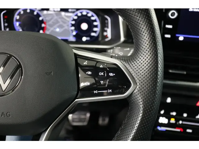 Volkswagen T-Roc 1.5 TSI R-Line Business+ 2022 Benzine 27