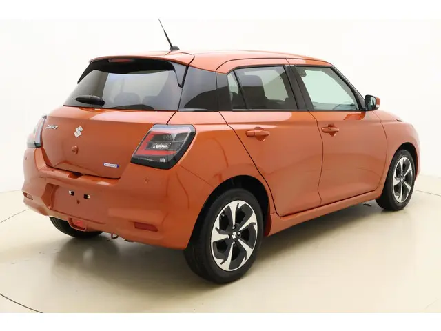 Suzuki Swift 1.2 Style Smart Hybrid 2025 Benzine 2