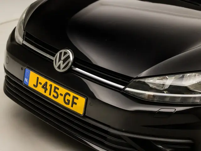 Volkswagen Golf 1.0 TSI Sportline 2019 Benzine 32