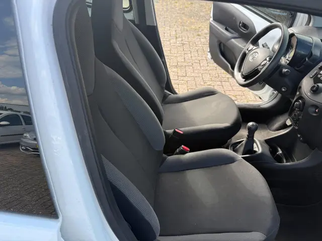 Toyota Aygo 1.0 VVT-i x-fun 2022 Benzine 14