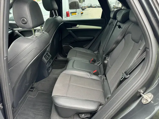Audi Q5 2.0 TFSI quattro Sport S Line 2018 Benzine 18