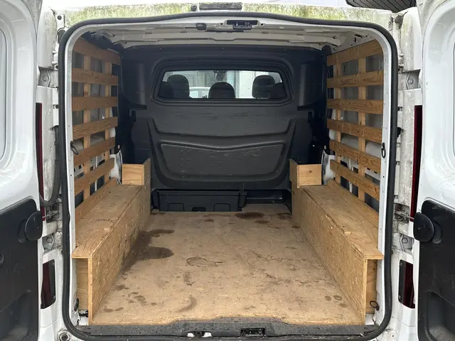 Opel Vivaro 1.6 CDTI L2H1 DC Sport EcoFlex 2019 Diesel 22