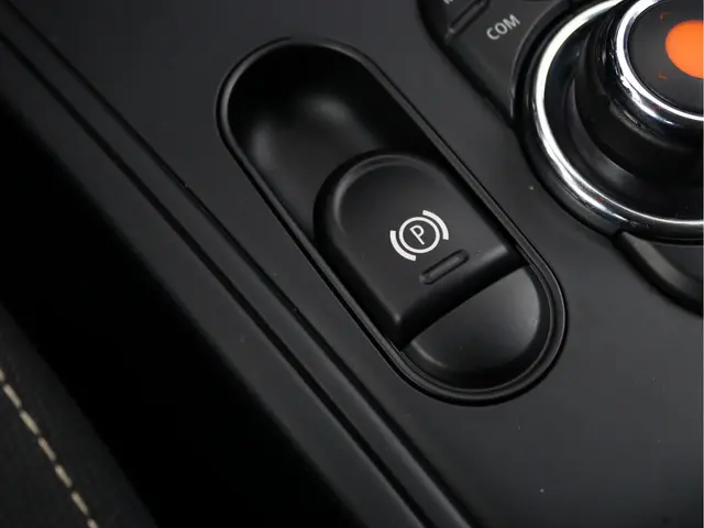 MINI Countryman 1.5 Cooper 2019 Benzine 52