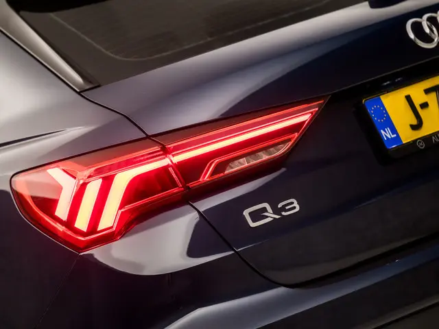 Audi Q3 35 TFSI Sport 2019 Benzine 27